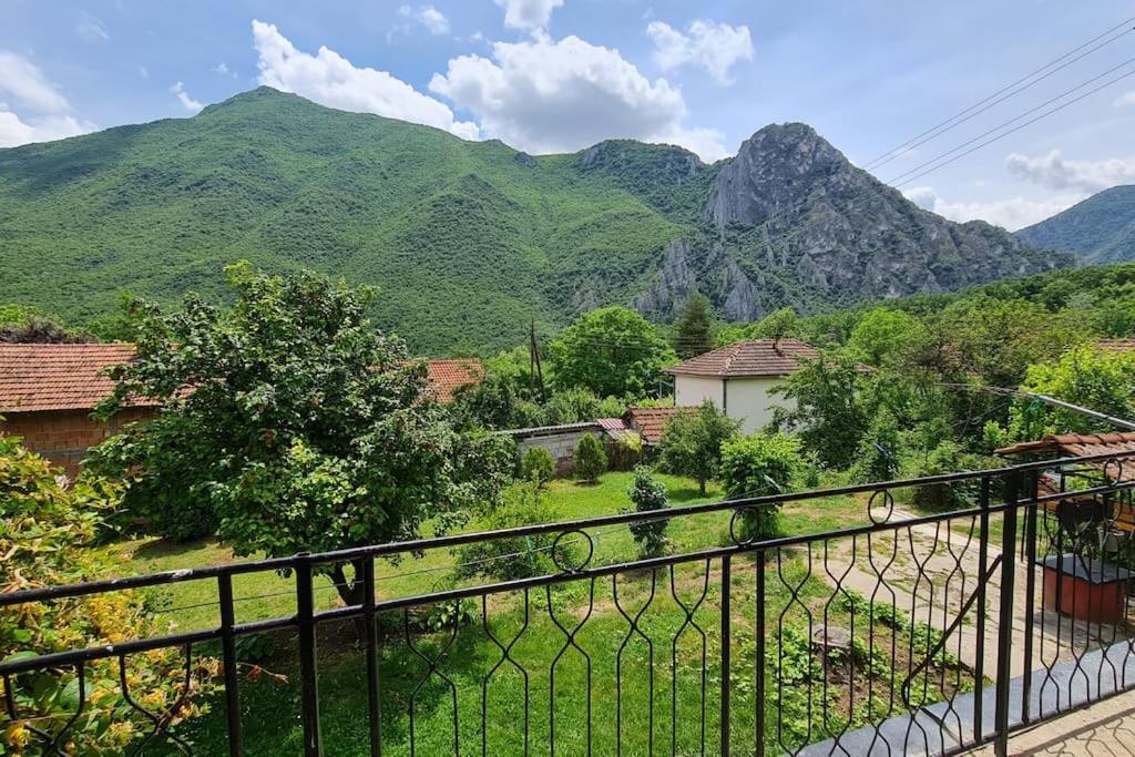 Ilis House Matka Villa Szkopje Kültér fotó